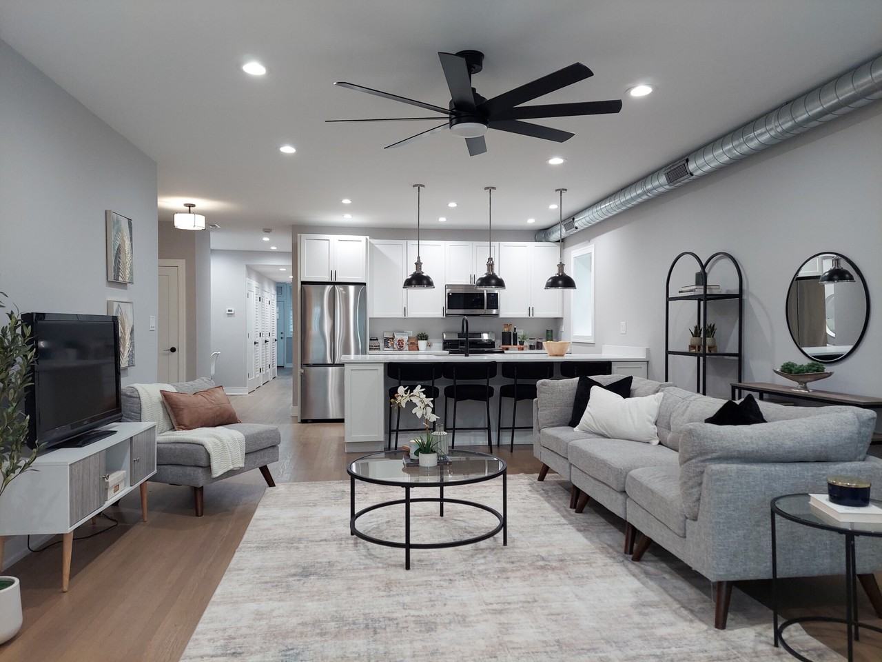 2639 W Carmen Ave #1 - Photo 6 of 21