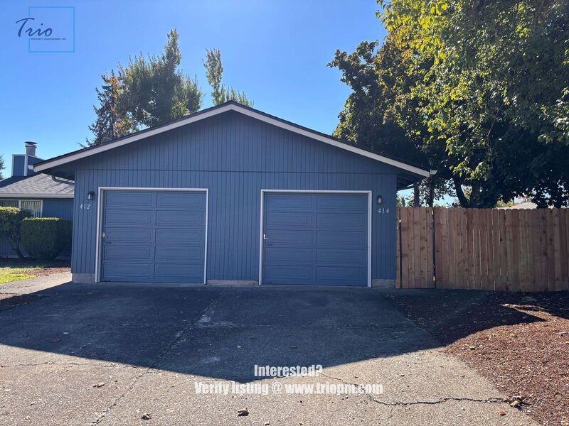 414 49th Loop - Photo 2 of 18