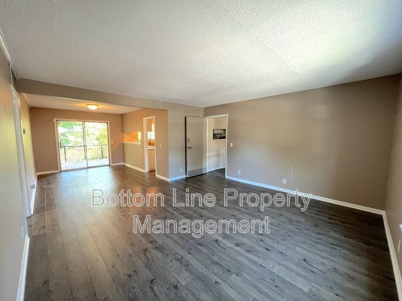 2638 Park Road #H - Photo 4 of 25