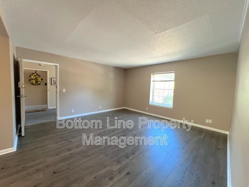 2638 Park Road #H - Photo 6 of 25