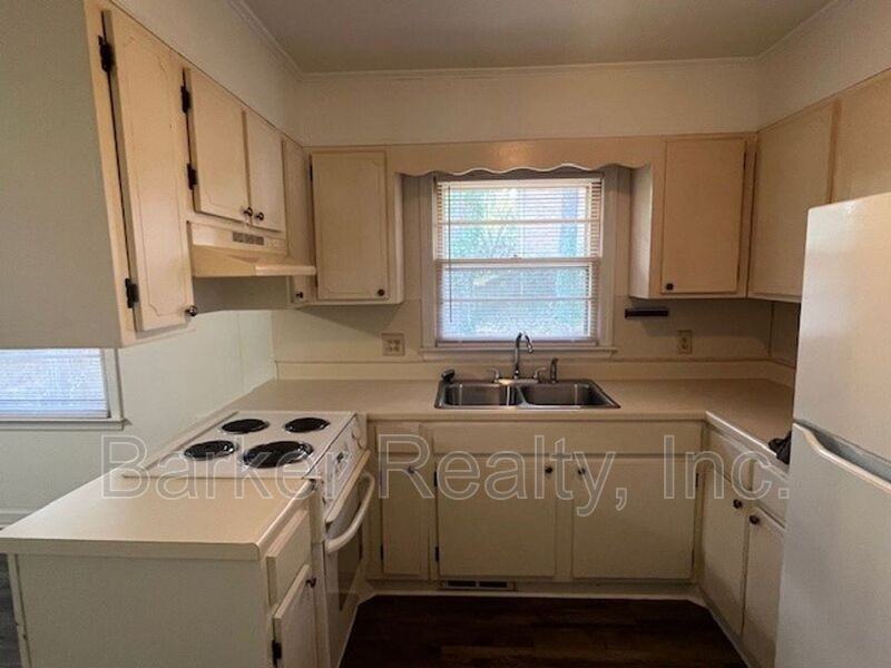 1311 Ingomar Place - Photo 2 of 18