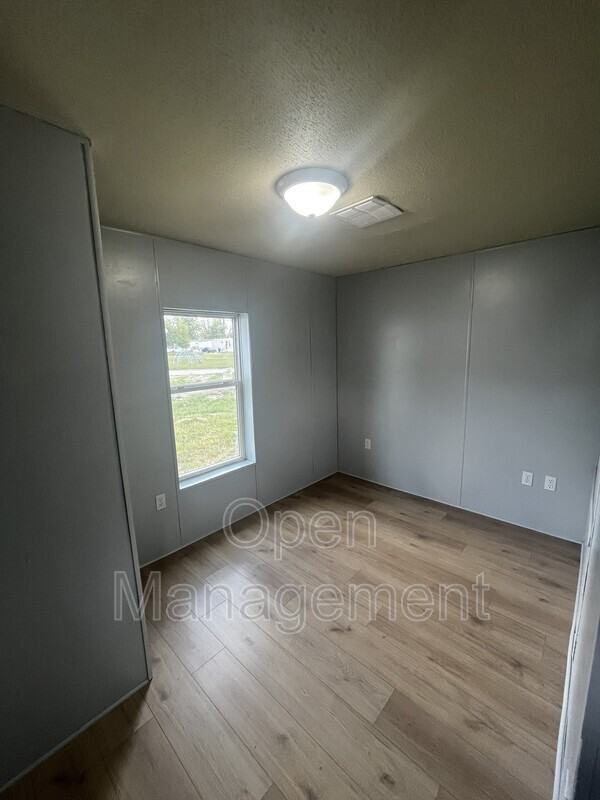 7534 E Us Hwy - Photo 7 of 9