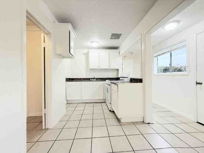 14041 Orizaba Ave - Photo 3 of 16