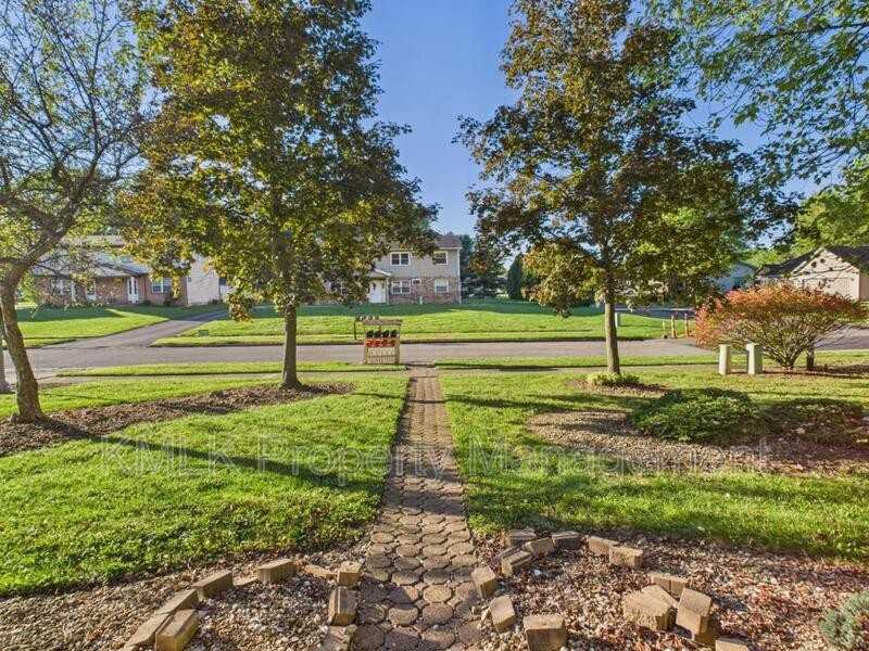 5026 Winthrop Dr - Photo 2 of 25