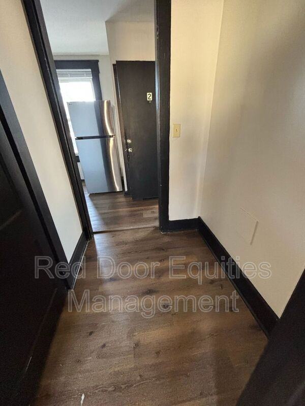508 N Columbus St #2 - Photo 5 of 7