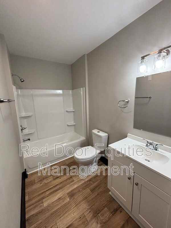 508 N Columbus St #2 - Photo 6 of 7