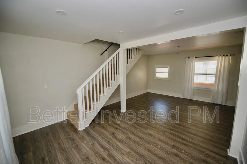 741 North St - Photo 3 of 21
