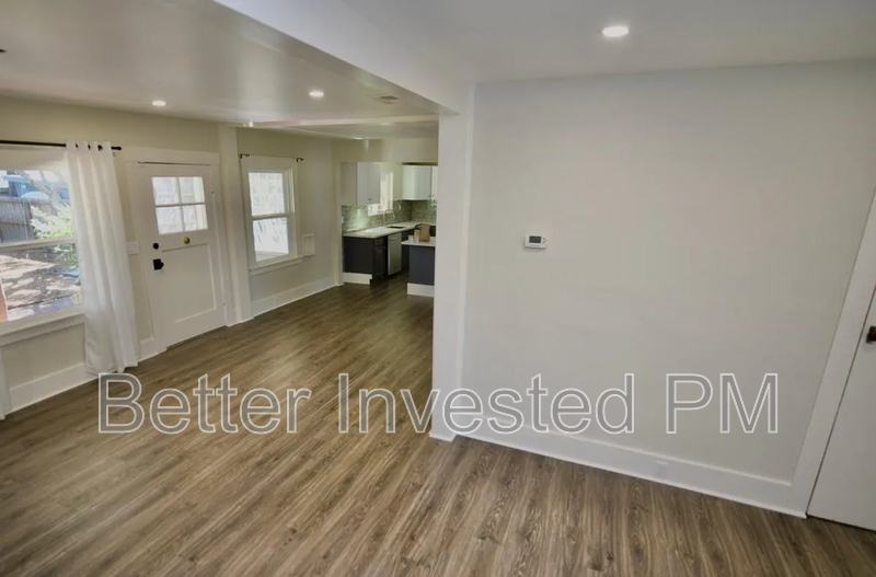 741 North St - Photo 4 of 21