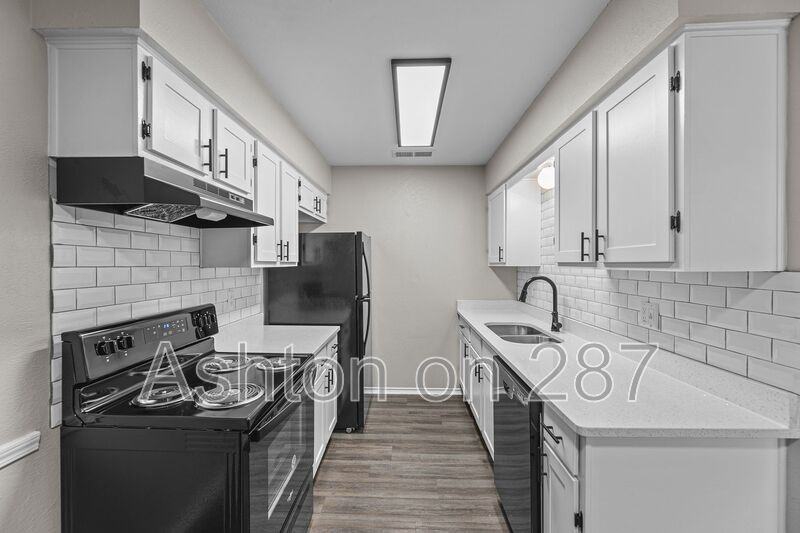 1301 W Hwybyp #114 - Photo 2 of 30