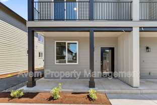 936 Molalla Ave - Photo 1 of 1