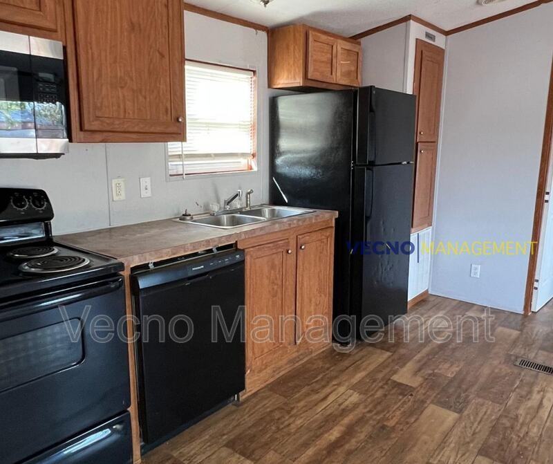 1819 County Road #11 - Photo 3 of 11