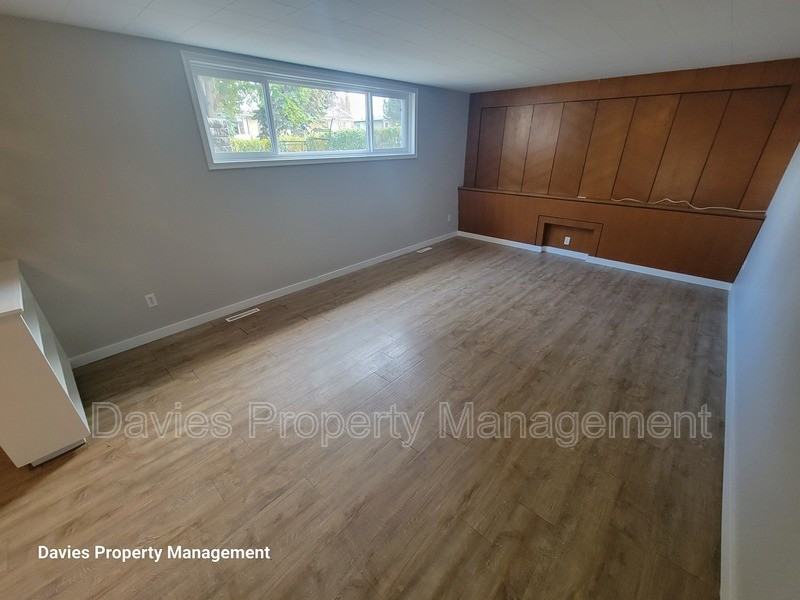 87 12732/34Street Nw #BS - Photo 4 of 10