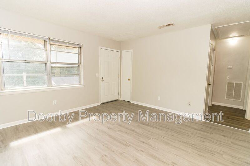 6413 Basswood Lane - Photo 3 of 15