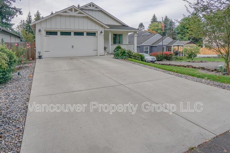 2511 Ne 59th St - Photo 2 of 37
