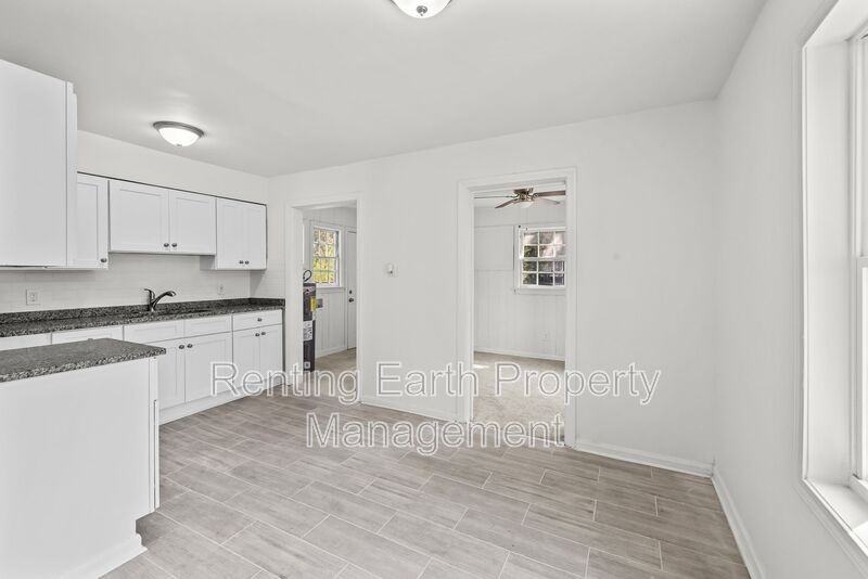 921 25th St Sw - Photo 4 of 18