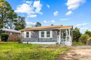 featured image of 2423 Circle Dr