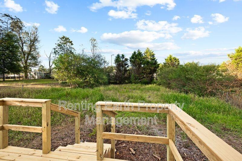 2423 Circle Dr - Photo 7 of 11