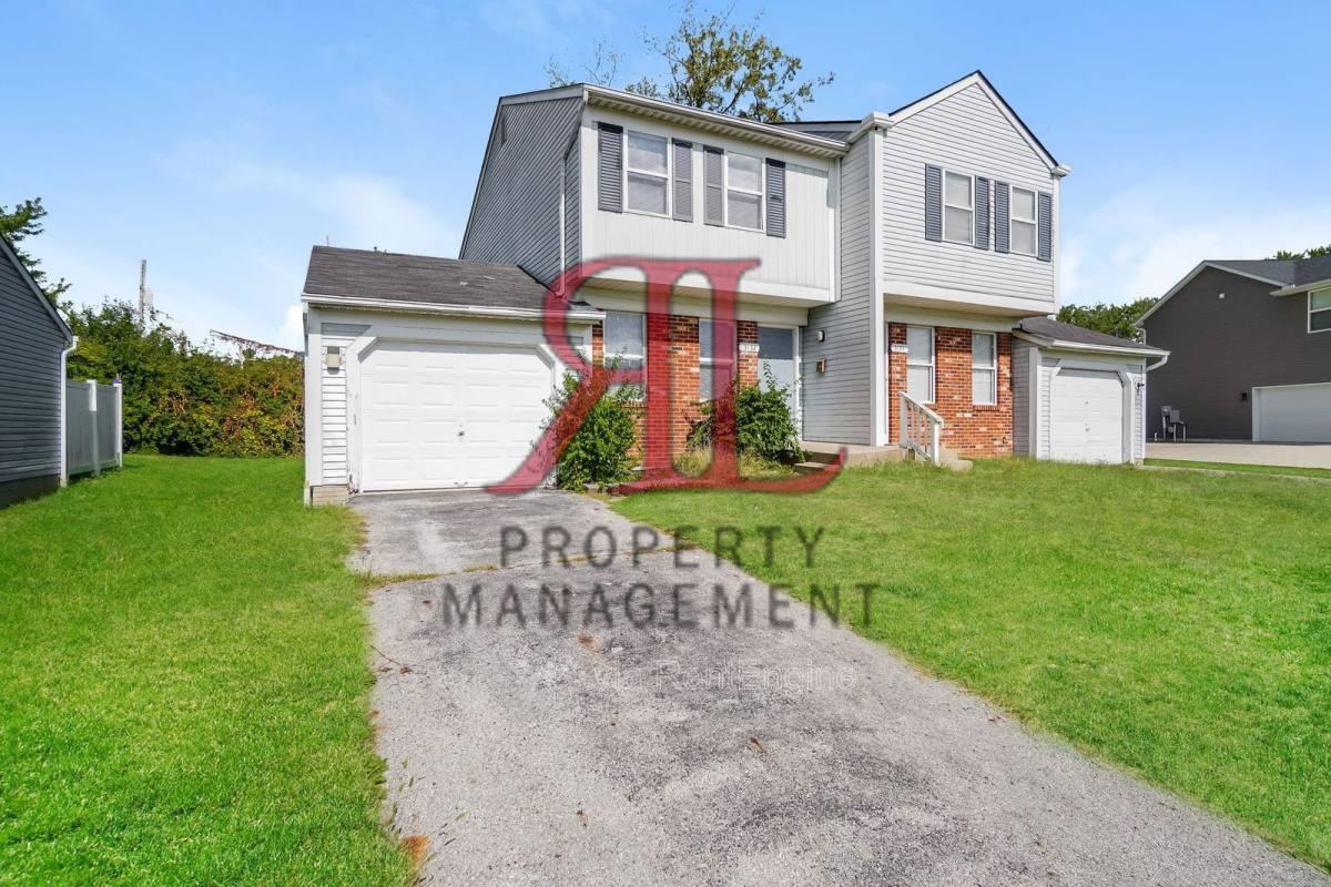 3132 Rotunda Ct N - Photo 2 of 10