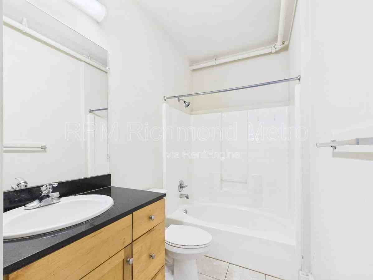 1321 1 2 E Main St #310 - Photo 3 of 10