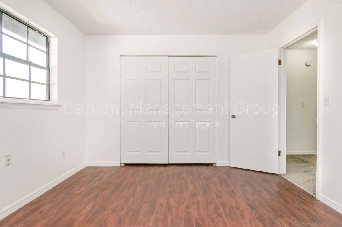 5537 Decatur St - Photo 7 of 10