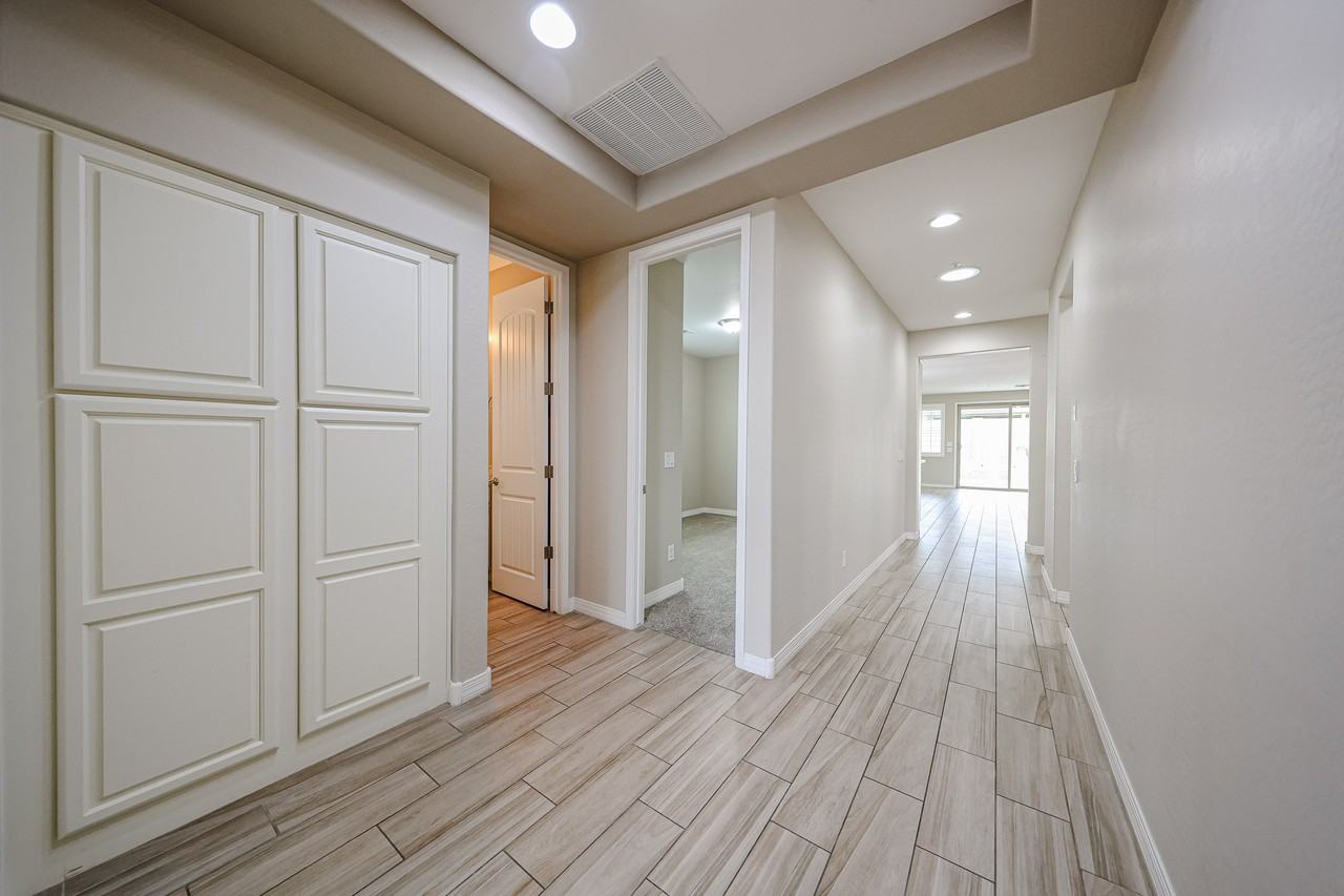 12794 W Burnside Trl - Photo 4 of 38