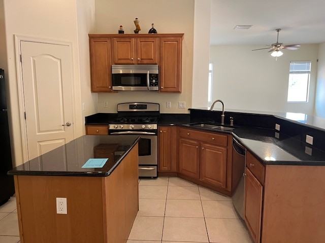 1077 E Mowry Wash Ln - Photo 7 of 32