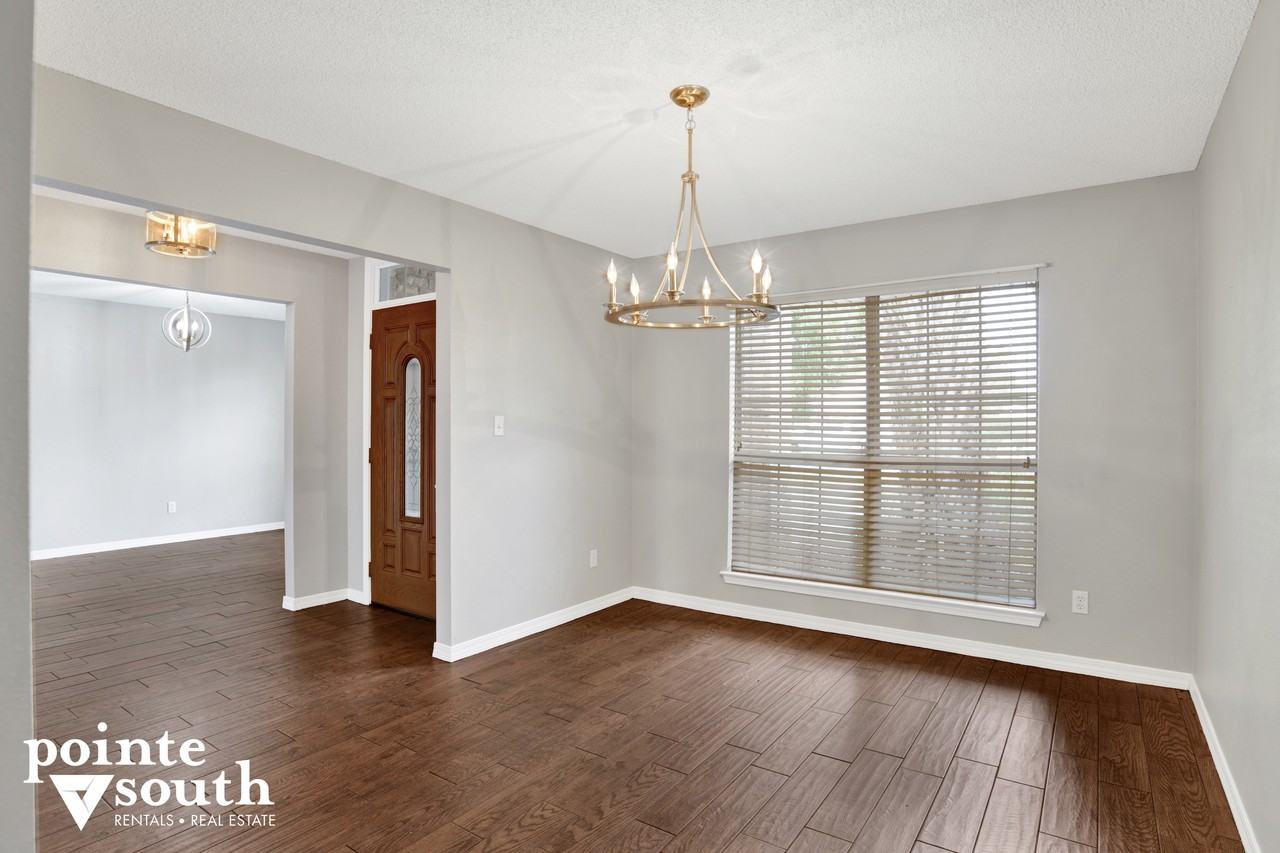 3014 Concho Dr - Photo 3 of 29