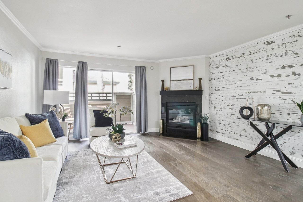 2550 Oak Rd - Photo 3 of 12