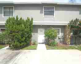 10049 Lake Oak Cir - Photo 1 of 1