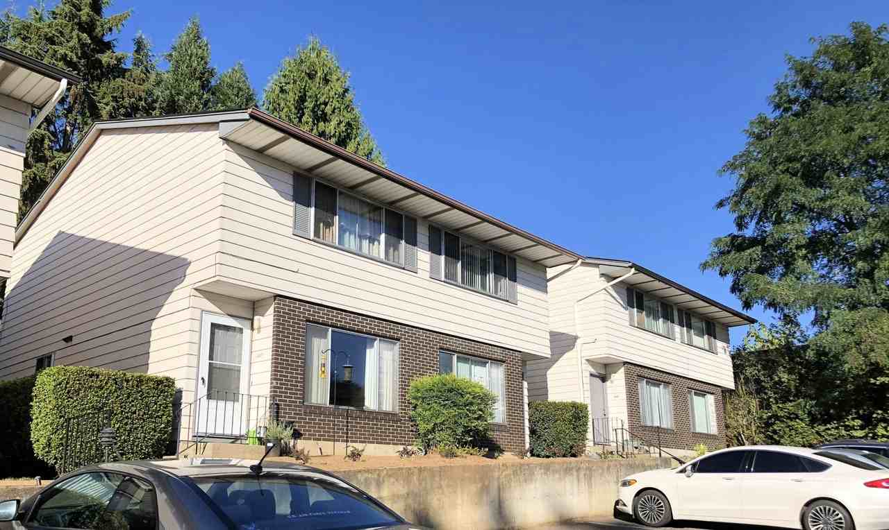 Town Terrace Apartments - Photo 2 of 9