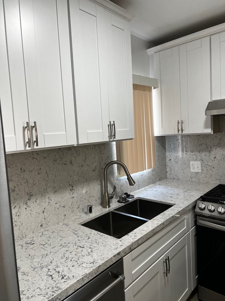 4412 1/2 Prospect Ave #4412-1-2 - Photo 6 of 17