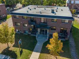 featured image of 234 Rue De Pierrefontaine