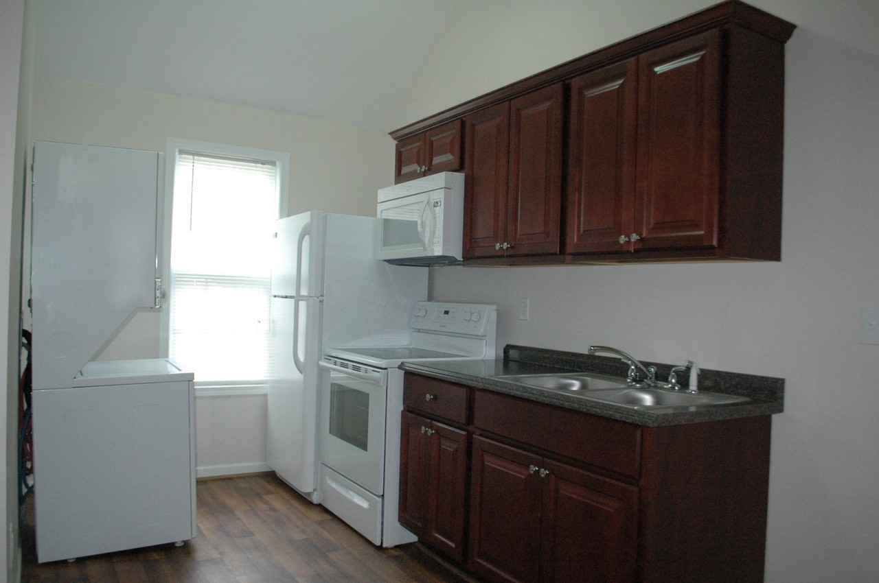 Avalon Townhomes - Photo 3 of 10