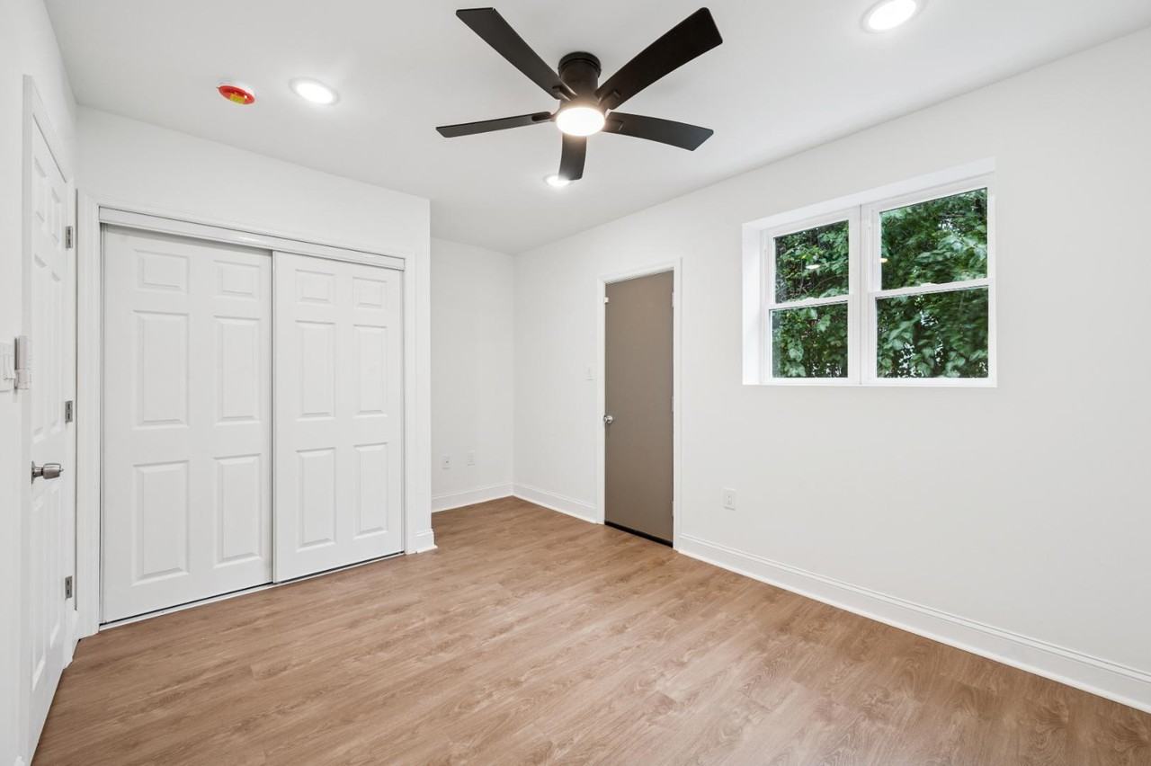 2534 S 61st St - Photo 7 of 21