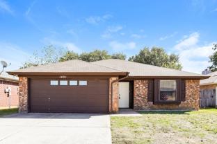 1401 Lincolnshire Way - Photo 1 of 1
