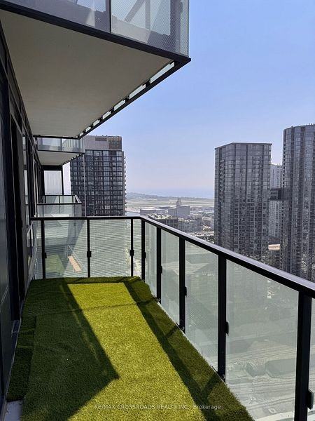 470 Front Street West #2415