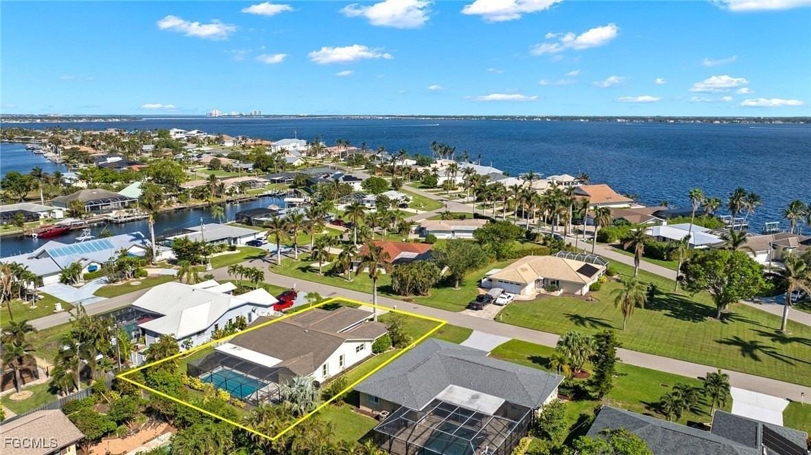 3906 Se 20th Pl - Photo 3 of 19