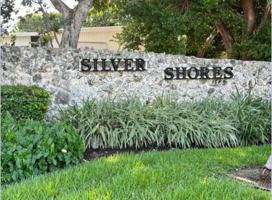 featured image of 613 N Emerald Dr #0