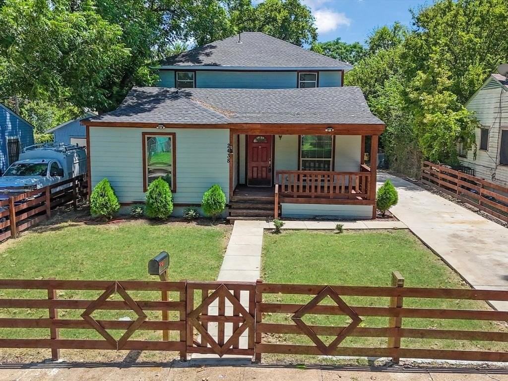 2438 Lea Crest Dr - Photo 3 of 33