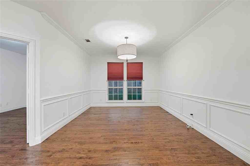 1321 Talley Ln - Photo 6 of 40