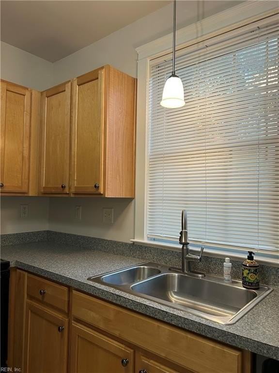 444 E Freemason St #1B - Photo 5 of 13