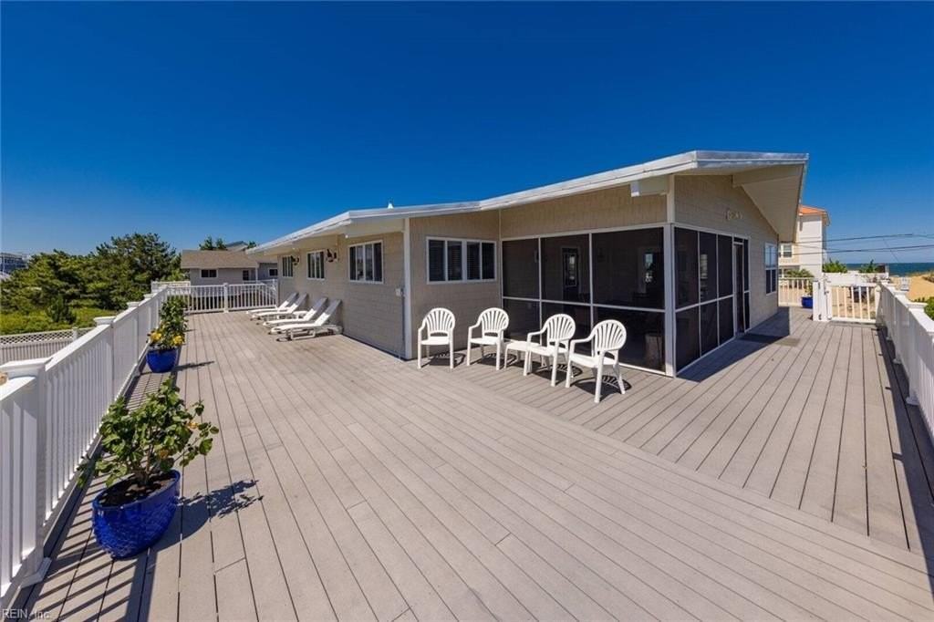 3617 Sandfiddler Rd - Photo 2 of 22