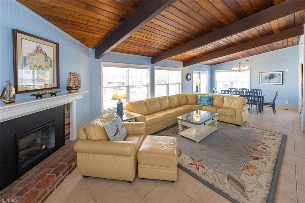 3617 Sandfiddler Rd - Photo 4 of 22