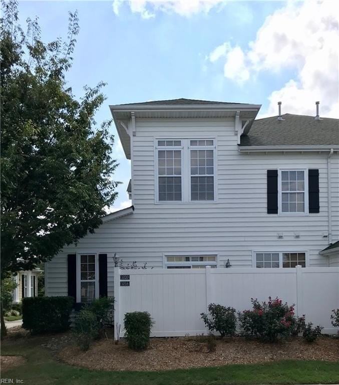 1016 Grace Hill Dr - Photo 2 of 28