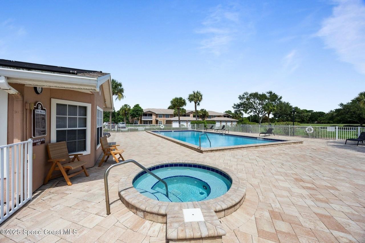 1790 Rocky Wood Cir Apt 205 #205 - Photo 4 of 11