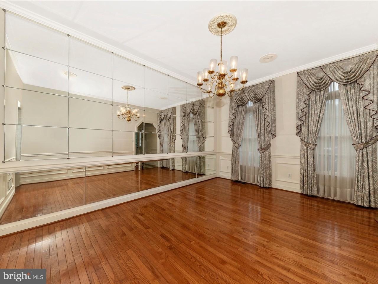 18806 Fountain Ter - Photo 7 of 50