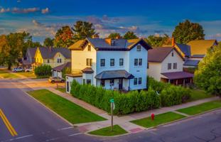 featured image of 204 N Teal Lake Ave