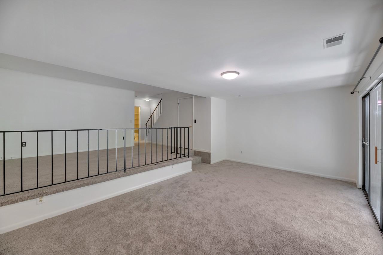 2339 Millennium Ln - Photo 5 of 32