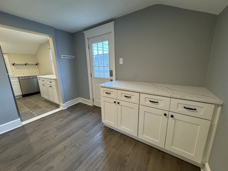 321 Wesley Ave #3 - Photo 6 of 22