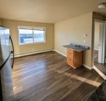 featured image of 618 Gambell St #33
